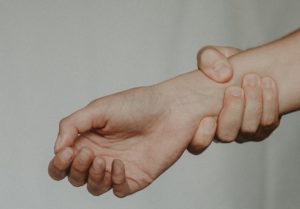 polsblessure behandelen fysiotherapie